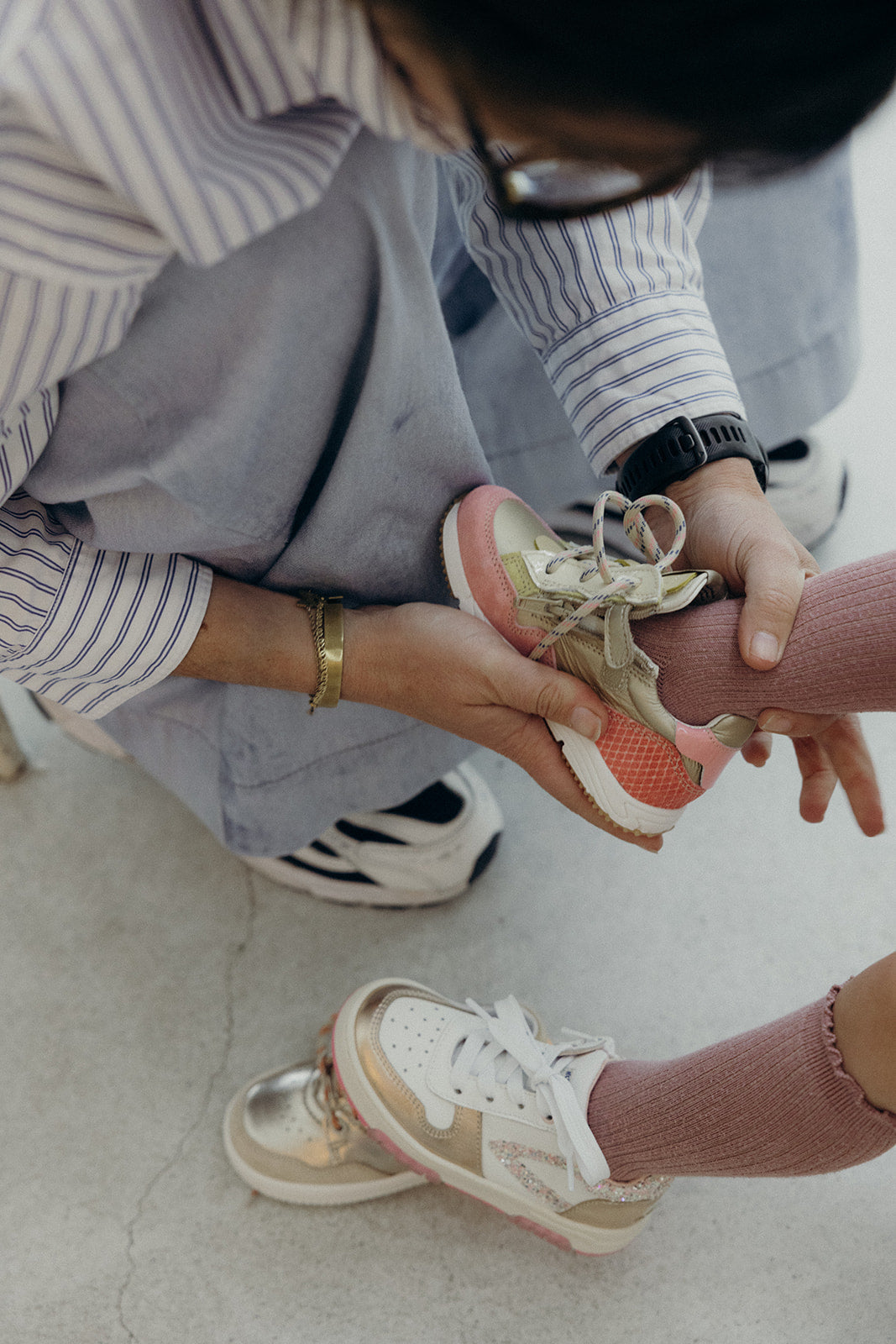 Brede of dikkere voeten bij kinderen herkennen? | Advies van Anna Pops