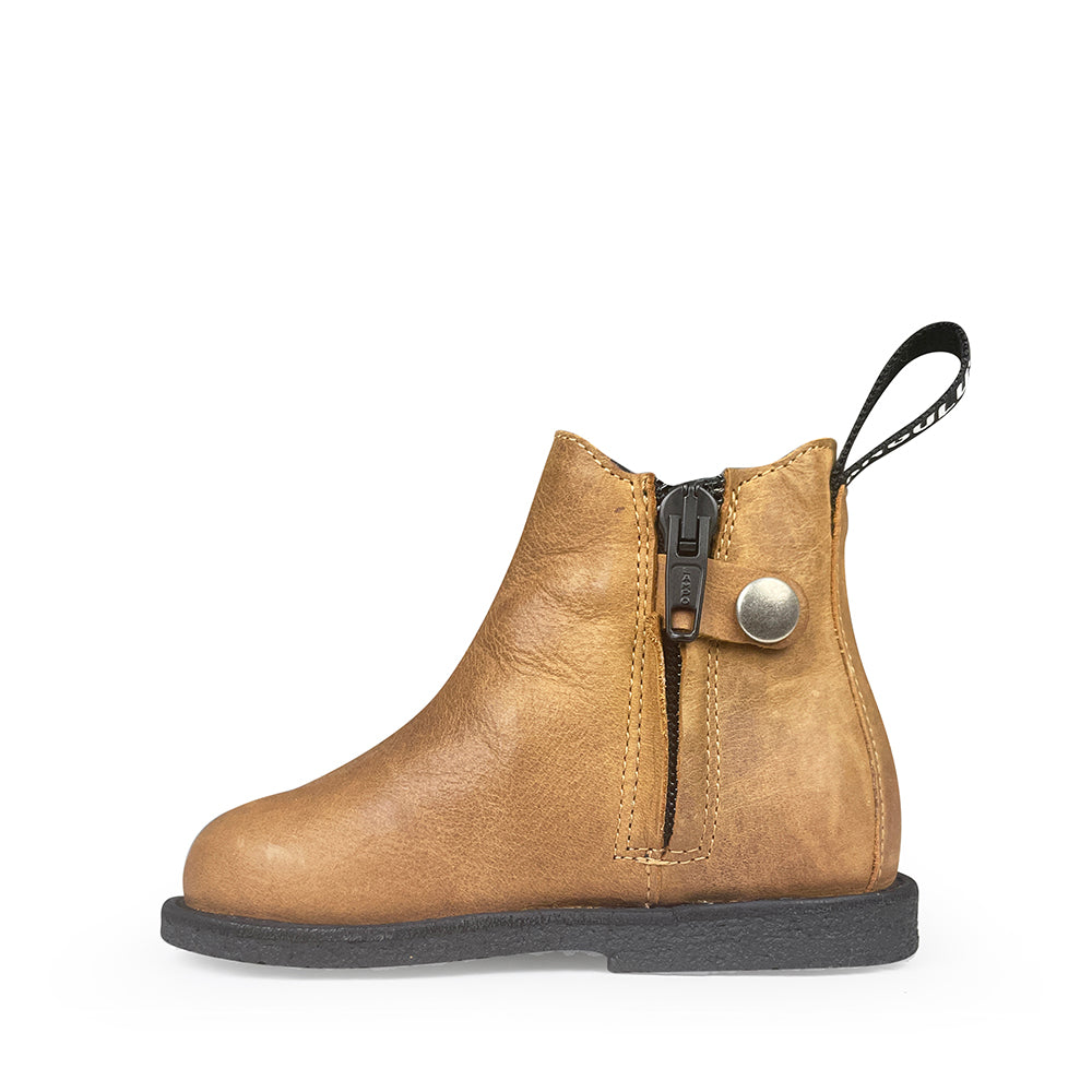 Zijaanzicht Angulus Chelsea boot bruin leer met rits en zwarte zool
