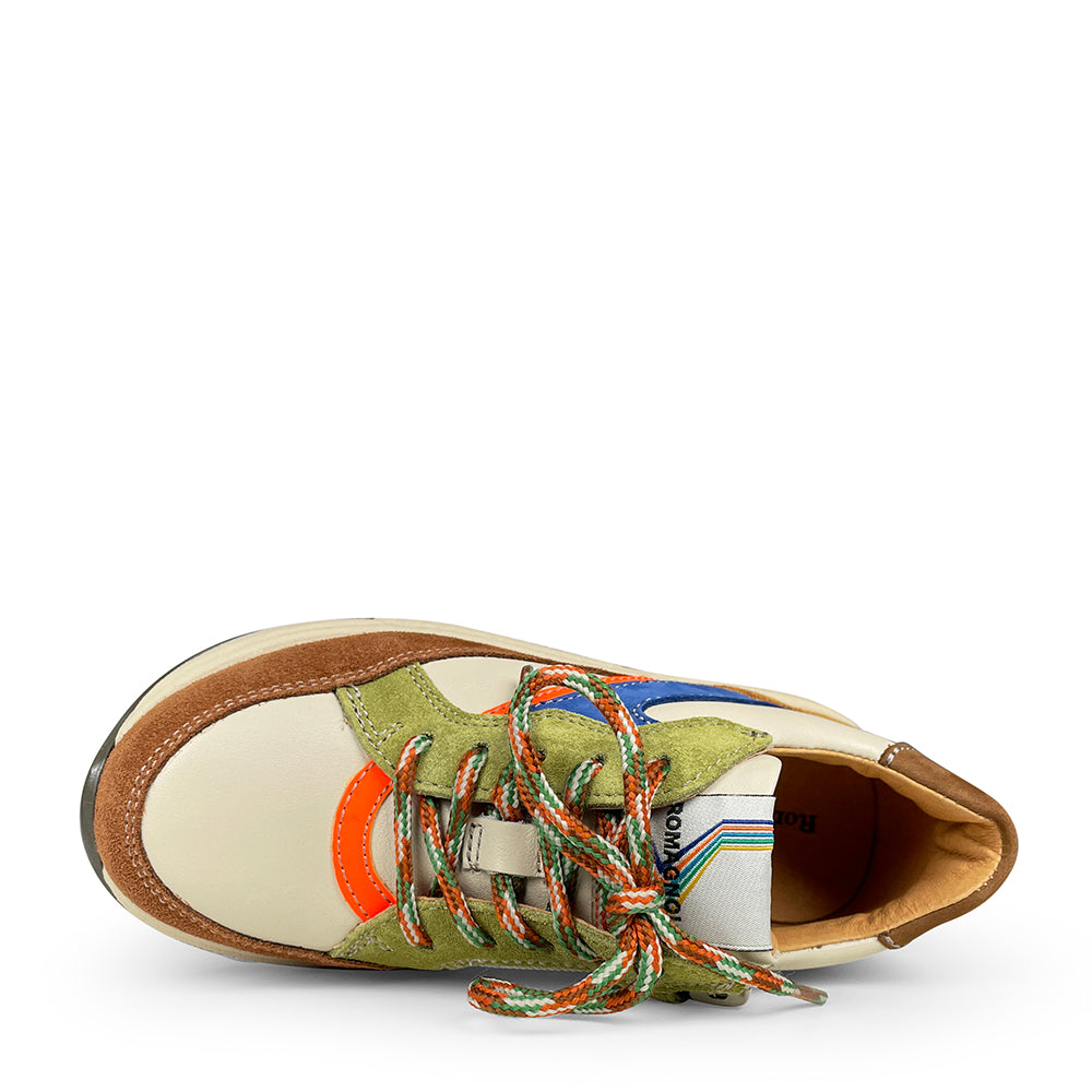 Bovenaanzicht van Romagnoli Runner kindersneaker in beige met blauwe, oranje en groene details en meerkleurige veters