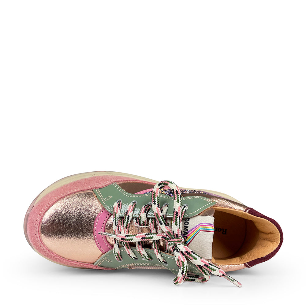 Bovenaanzicht van Romagnoli Runner kindersneaker met glitterpaneel, roze en groene details en meerkleurige veters