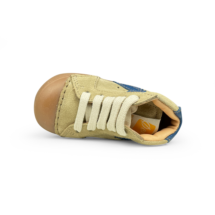 Lichtbruine préstapschoen met blauw