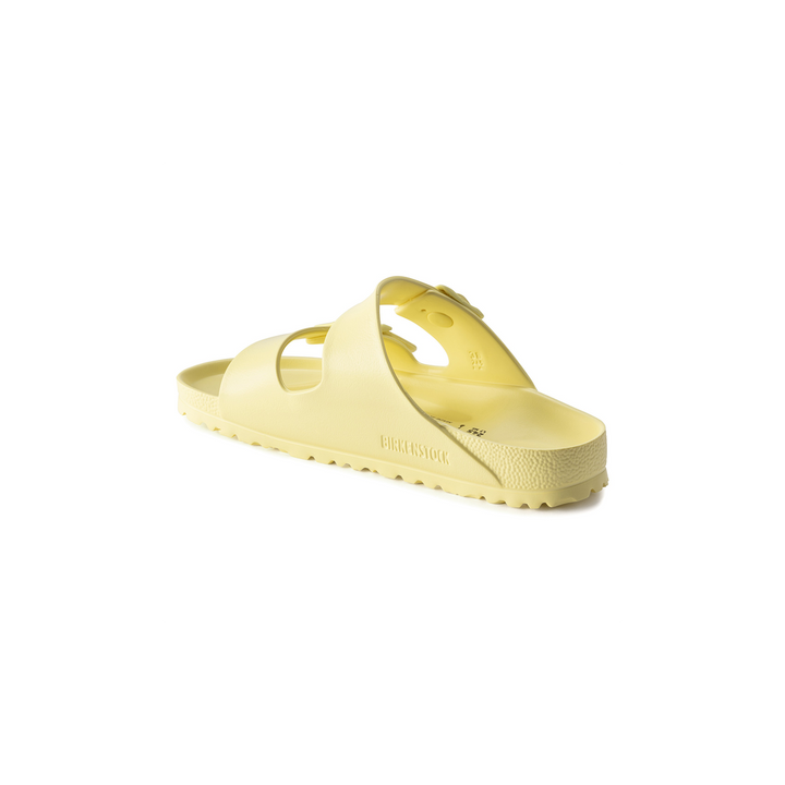 Achteraanzicht Birkenstock Arizona EVA geel slippertje waterproof unisex