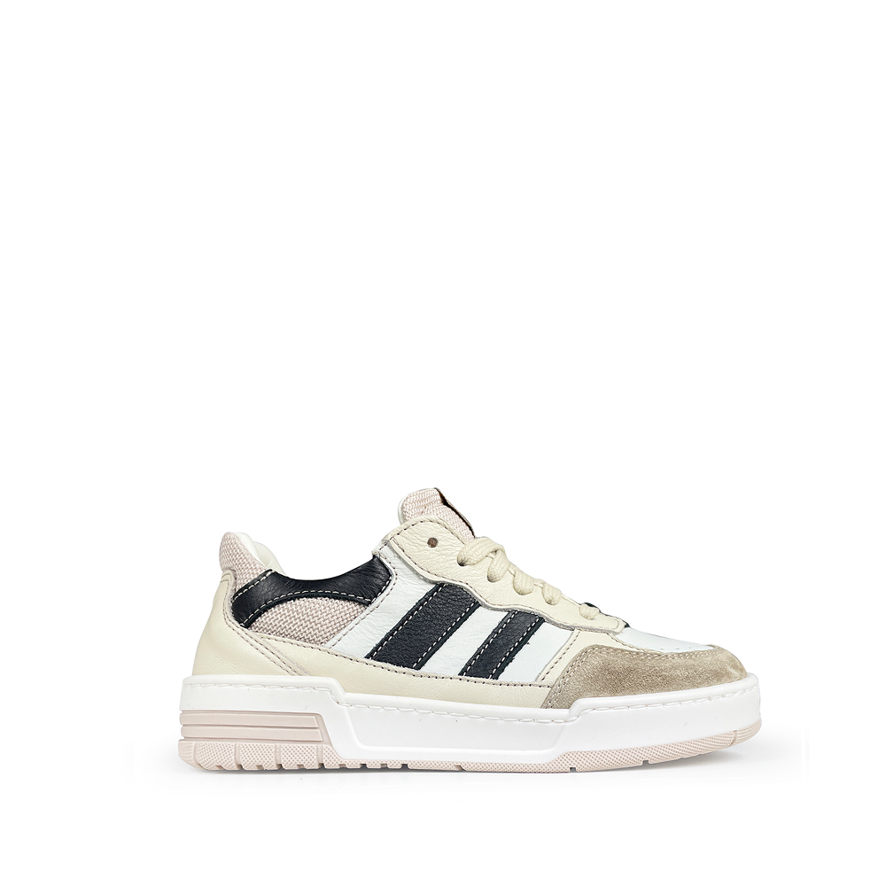 Witte Ocra sneaker met zwarte strepen en beige neus en ritssluiting