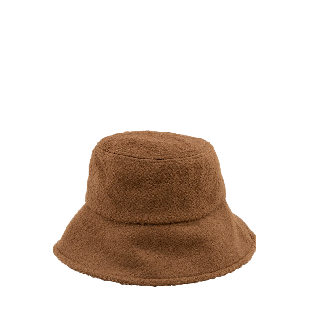 Hat in wool