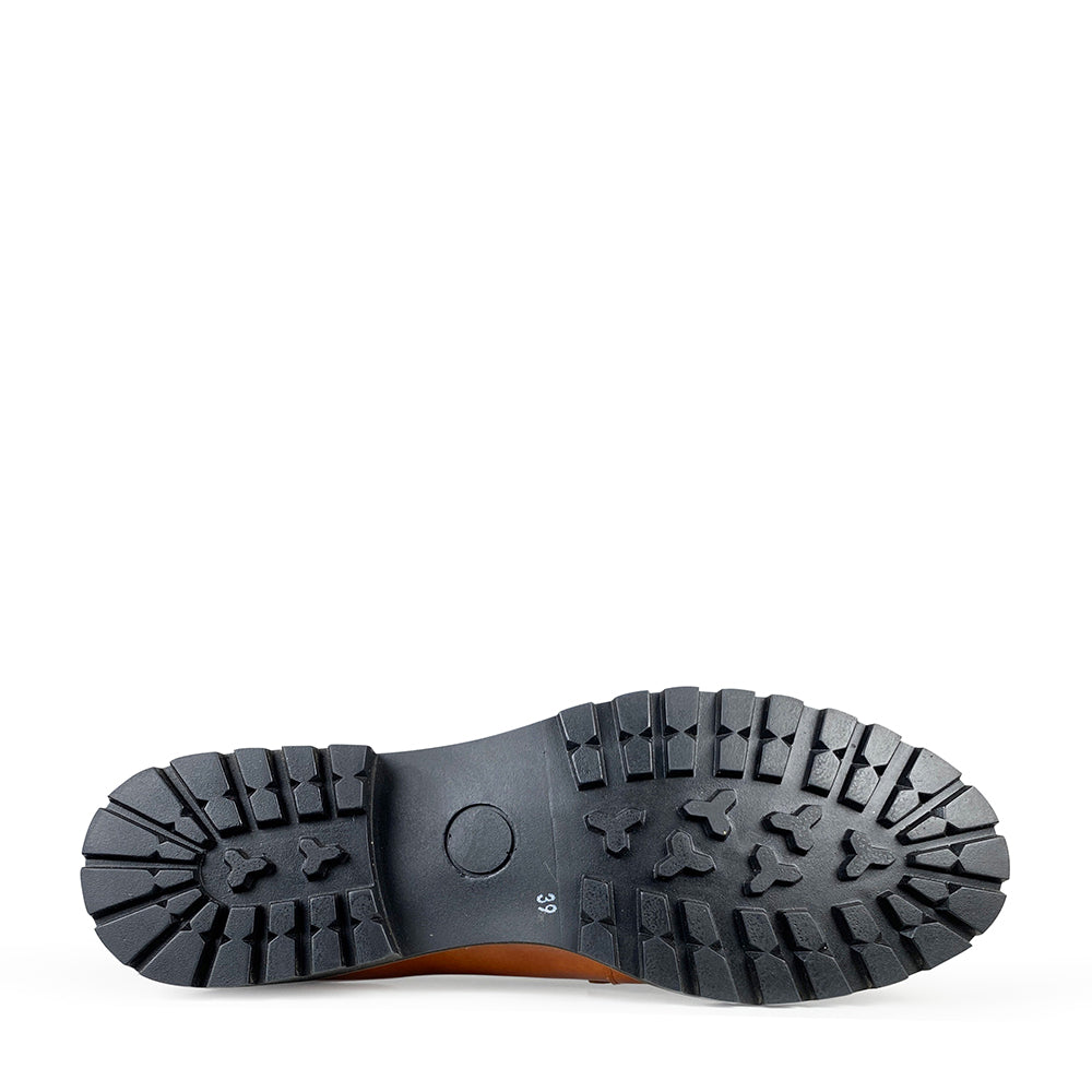 Loafers brown