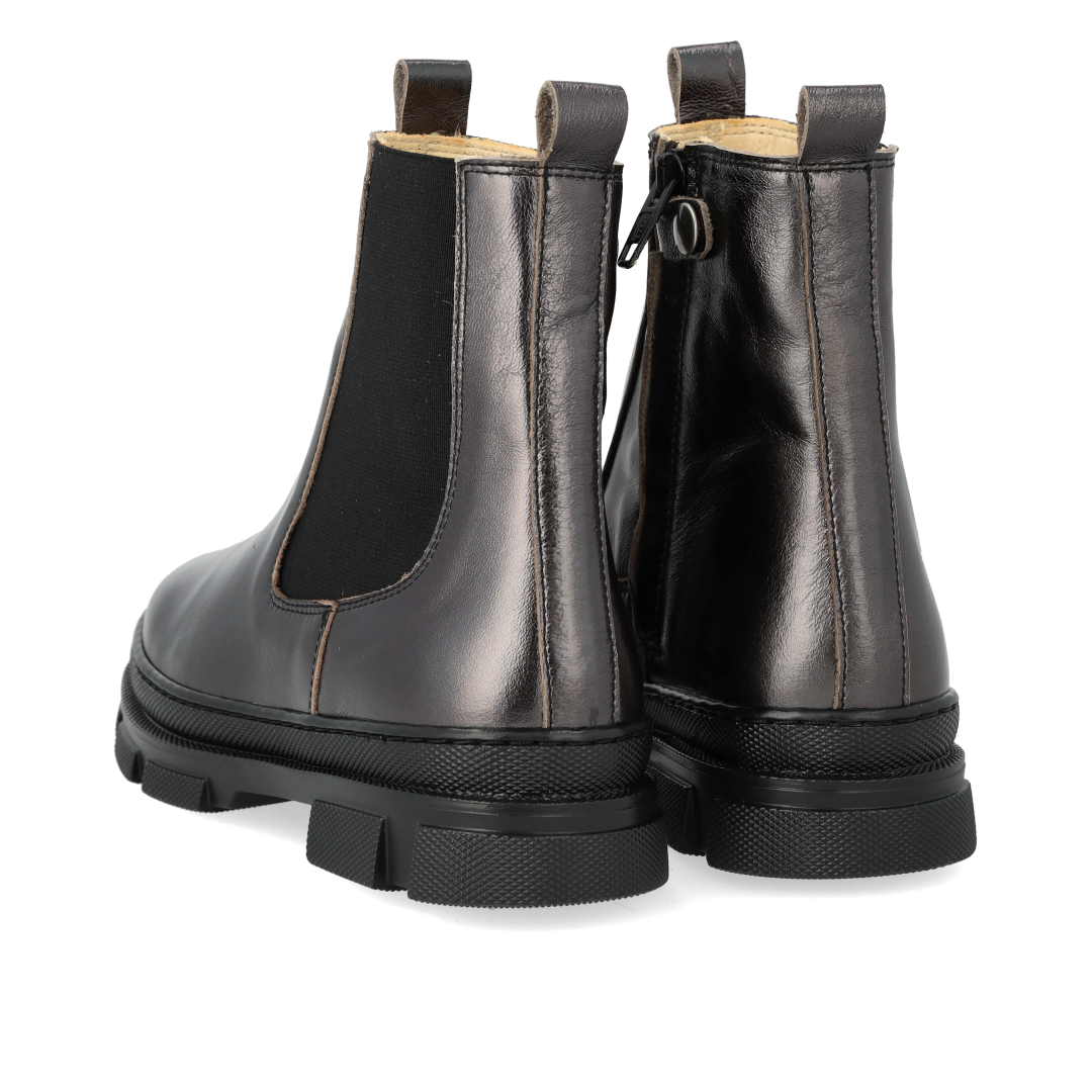 Kinderschoenen chelsea boots in metallic leder – achteraanzicht met rits en lusje