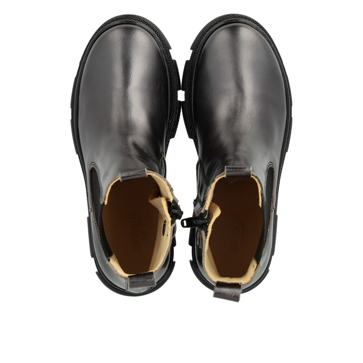 Bovenaanzicht van metallic chelsea kinderschoenen met zicht op binnenvoering en rits