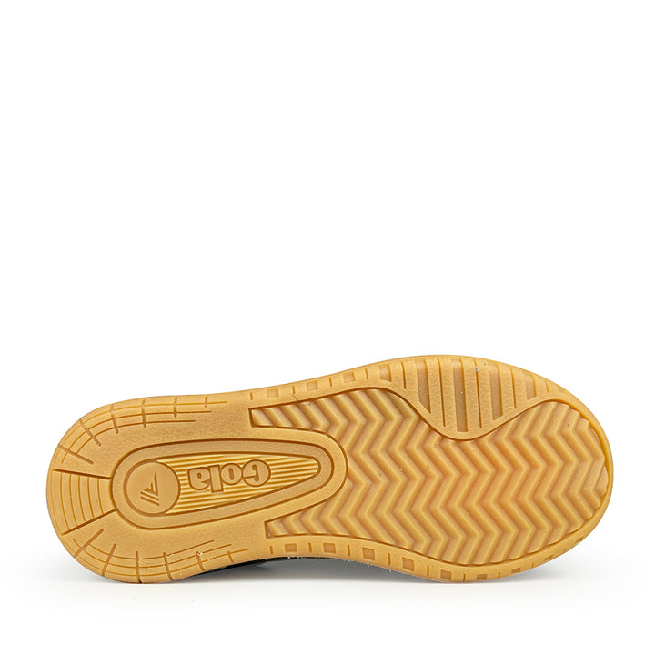 Onderkant van Gola Hawk sneaker met rubberen zool en Gola-logo, honingraat en visgraatprofiel