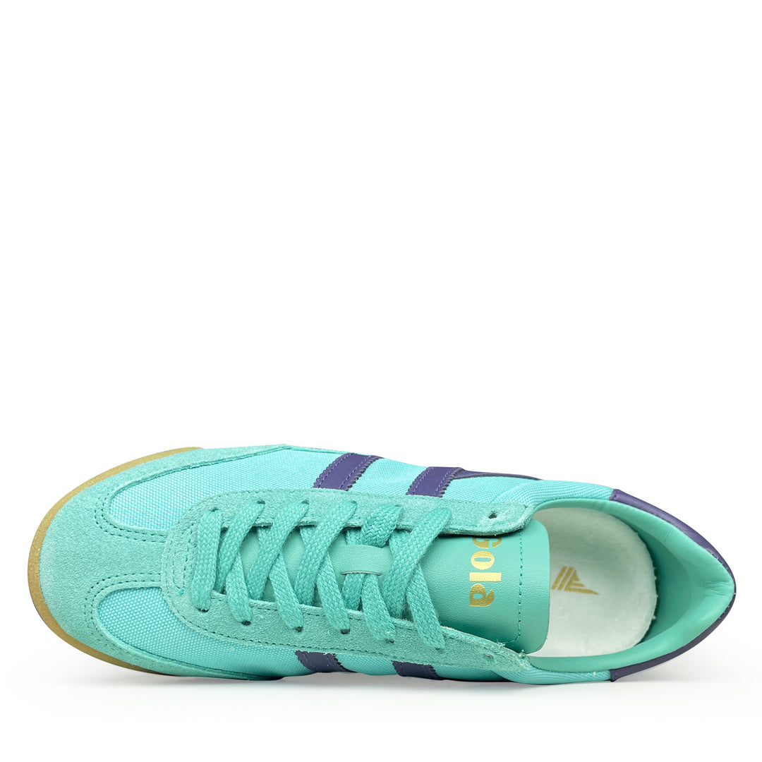 Bovenaanzicht van Gola sneaker in Sea Mist met retro vetersluiting en donkerblauwe accenten