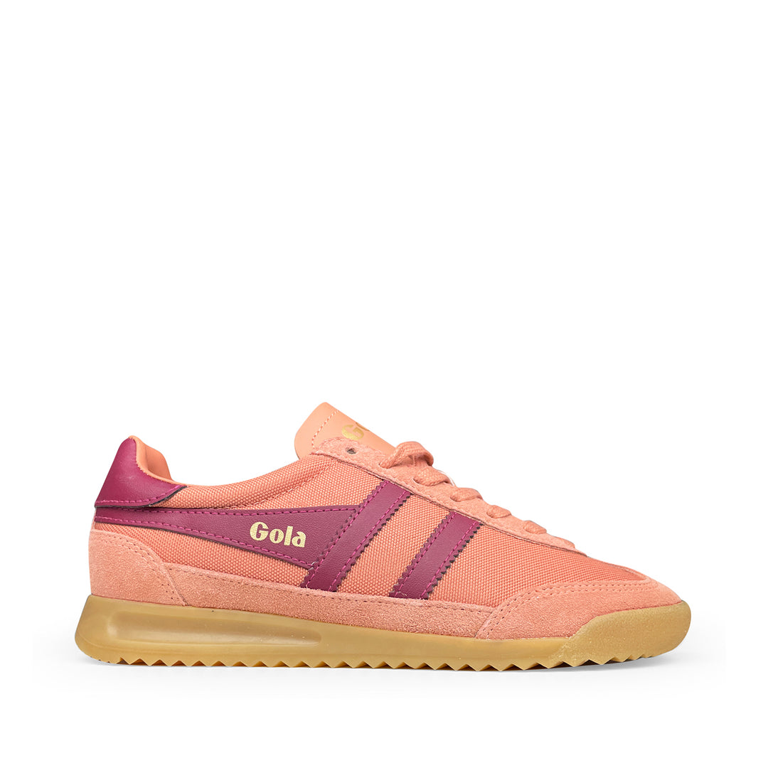 Terracotta kindersneaker van Gola met roze strepen – zijaanzicht links