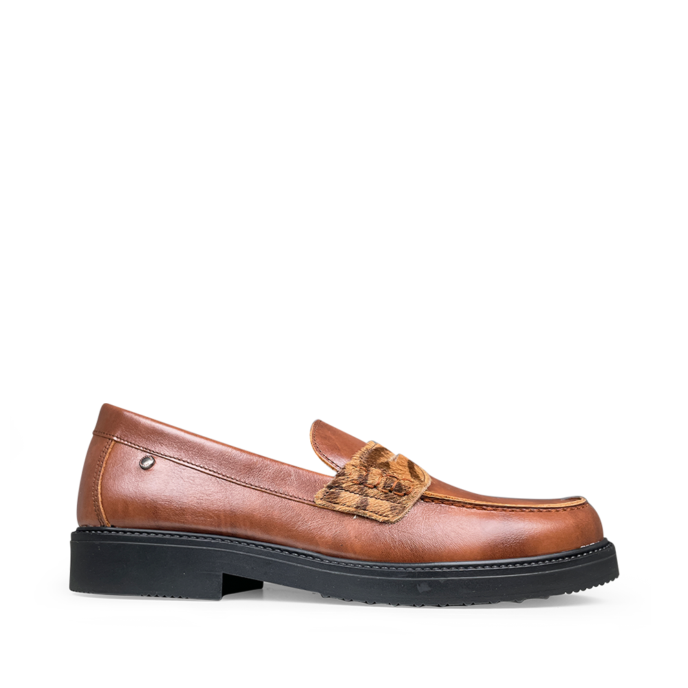 Confetti loafer in luipaardprint van hoogwaardig leder met ponyhair, verkrijgbaar bij Anna Pops.