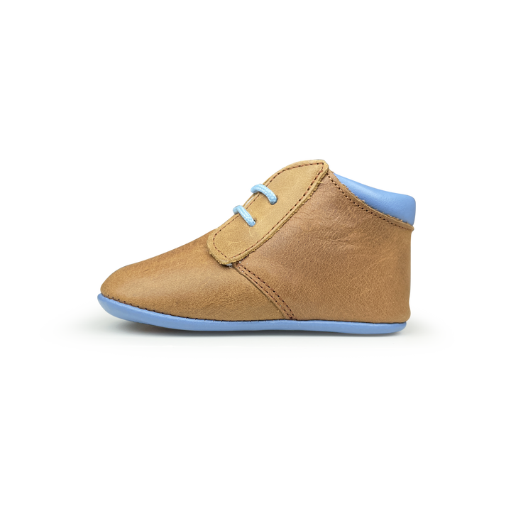 Prestapper in bruin met blauw