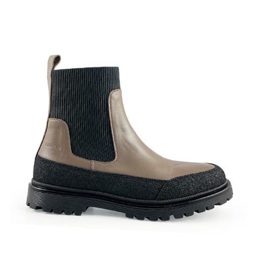 Angulus short boots Chelsea boot with track sole