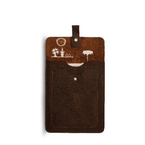 Keecie Mobile phone case Tablet sleeveCouch Potato in dark brown