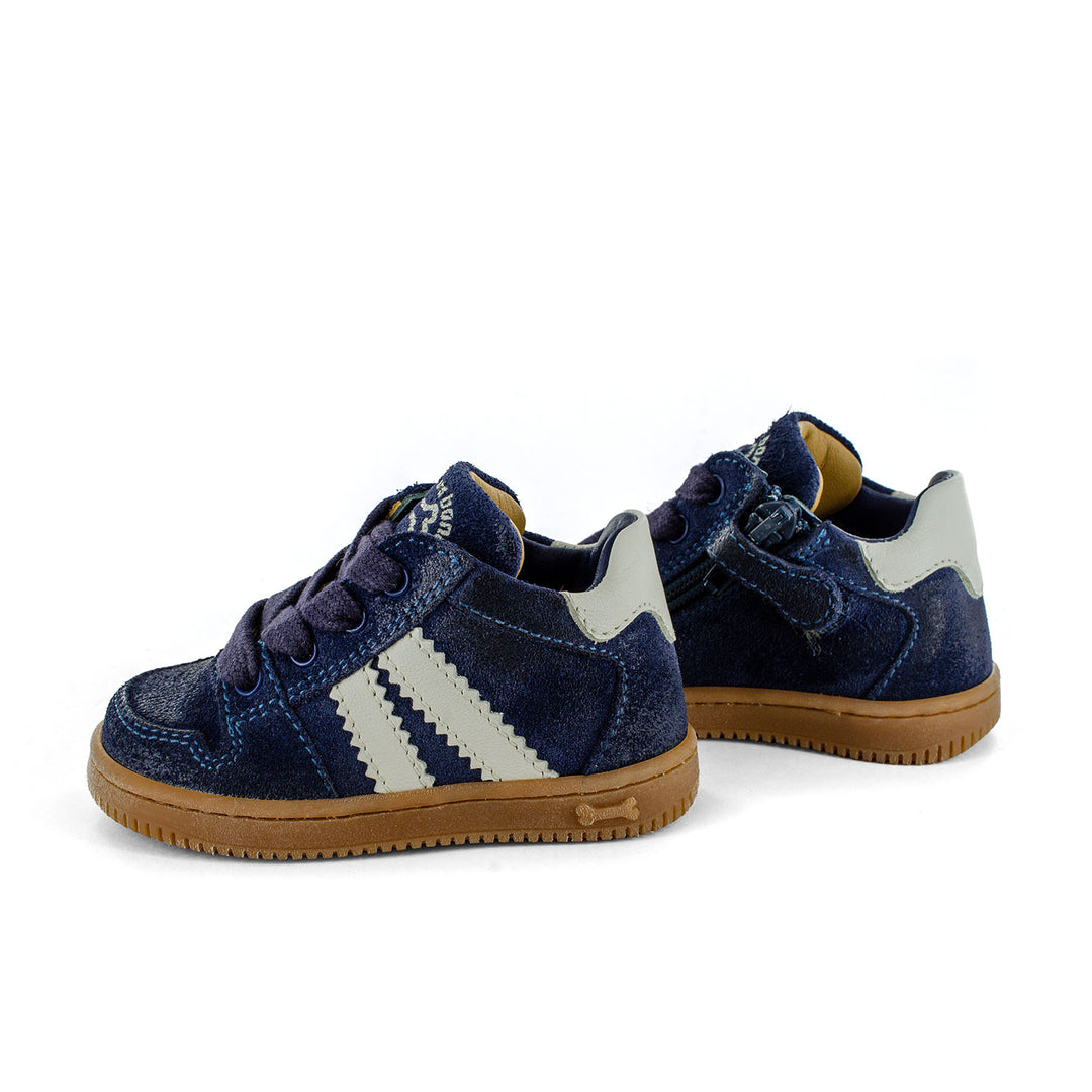 Sneaker in blauw met strepen