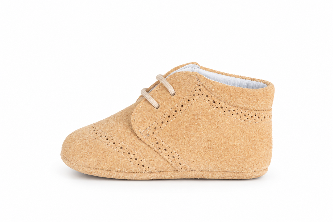 Prestapper in beige met fijne details