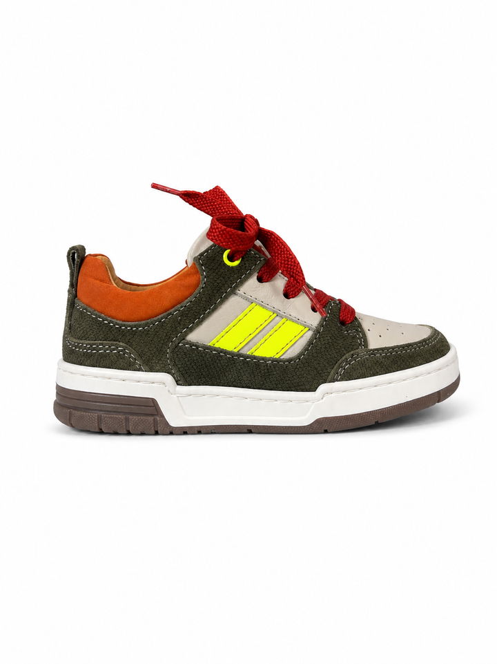 Bruine sneaker met geel en oranje
