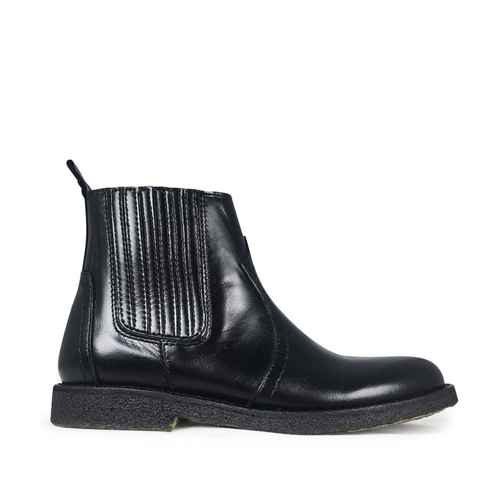 Black Chelsea boots