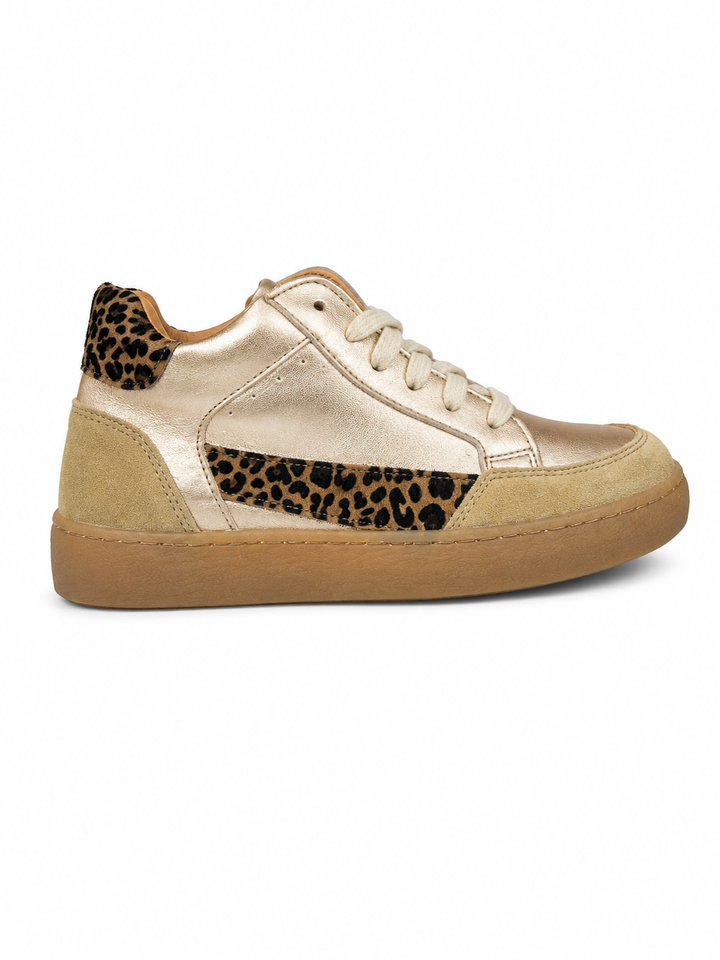 Gouden sneaker met leopard