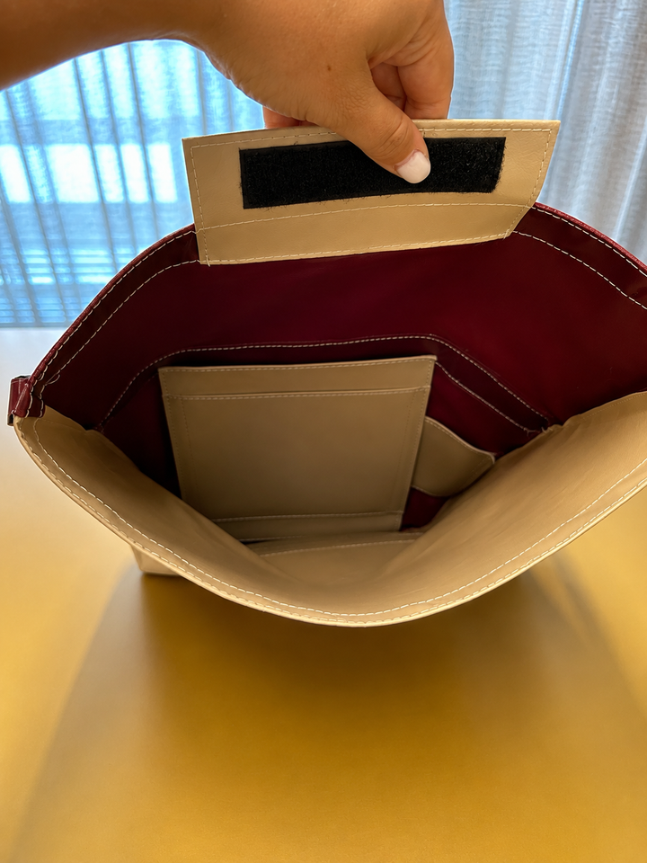 Schoudertas bordeaux en beige