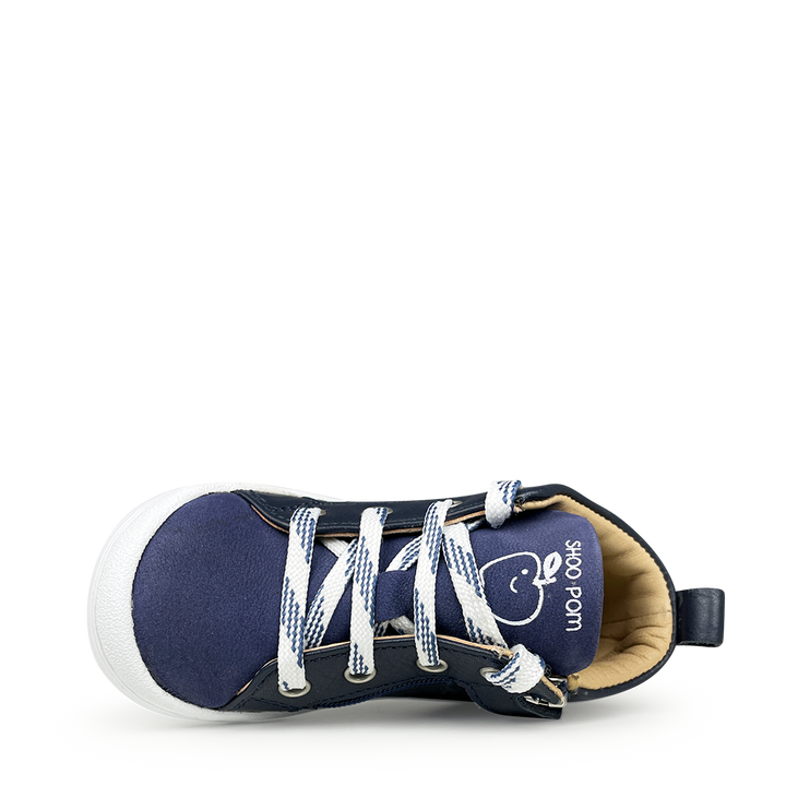 Marineblauwe sneaker