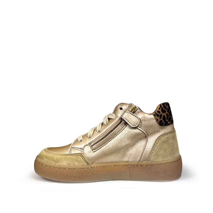 Gouden sneaker met leopard
