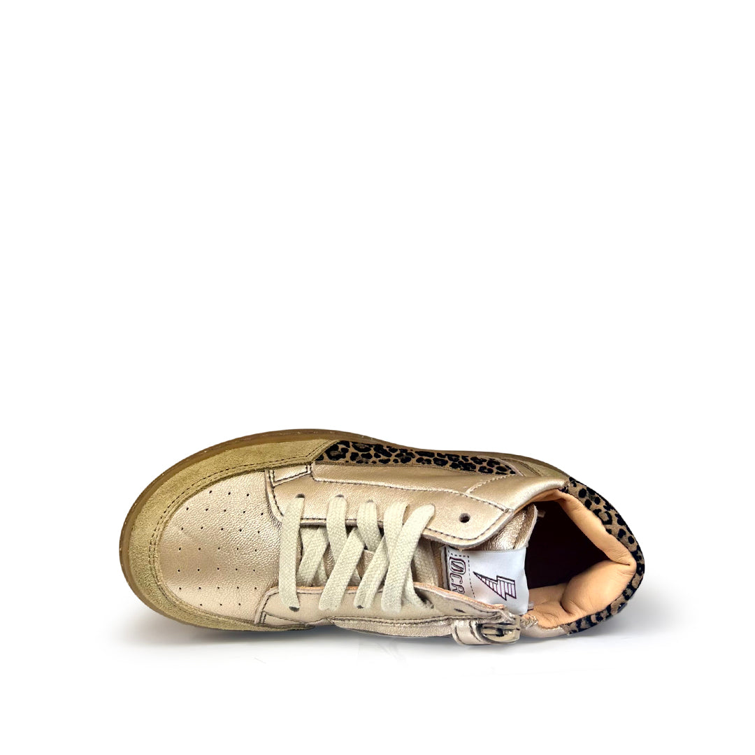 Gouden sneaker met leopard