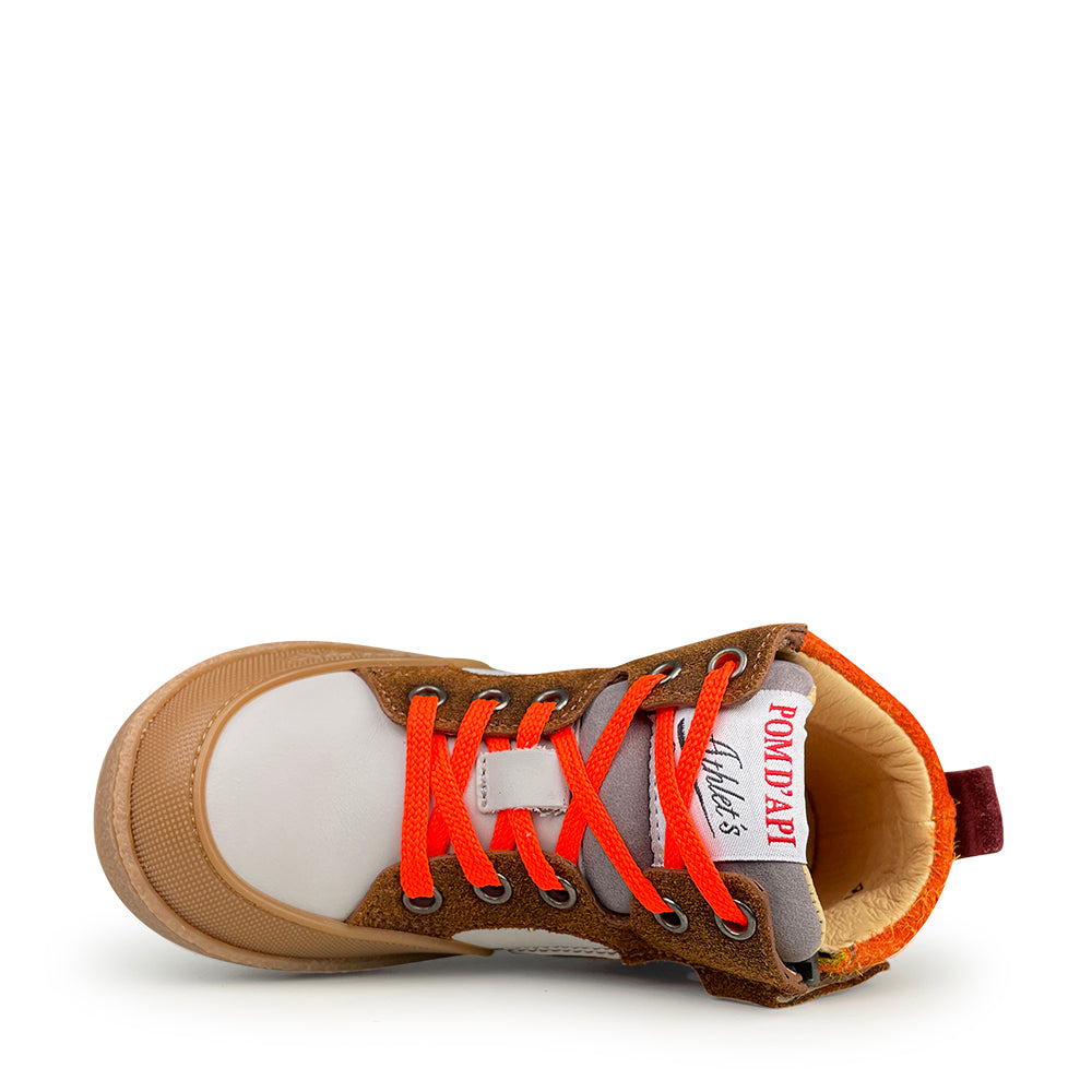 Sneaker with orange