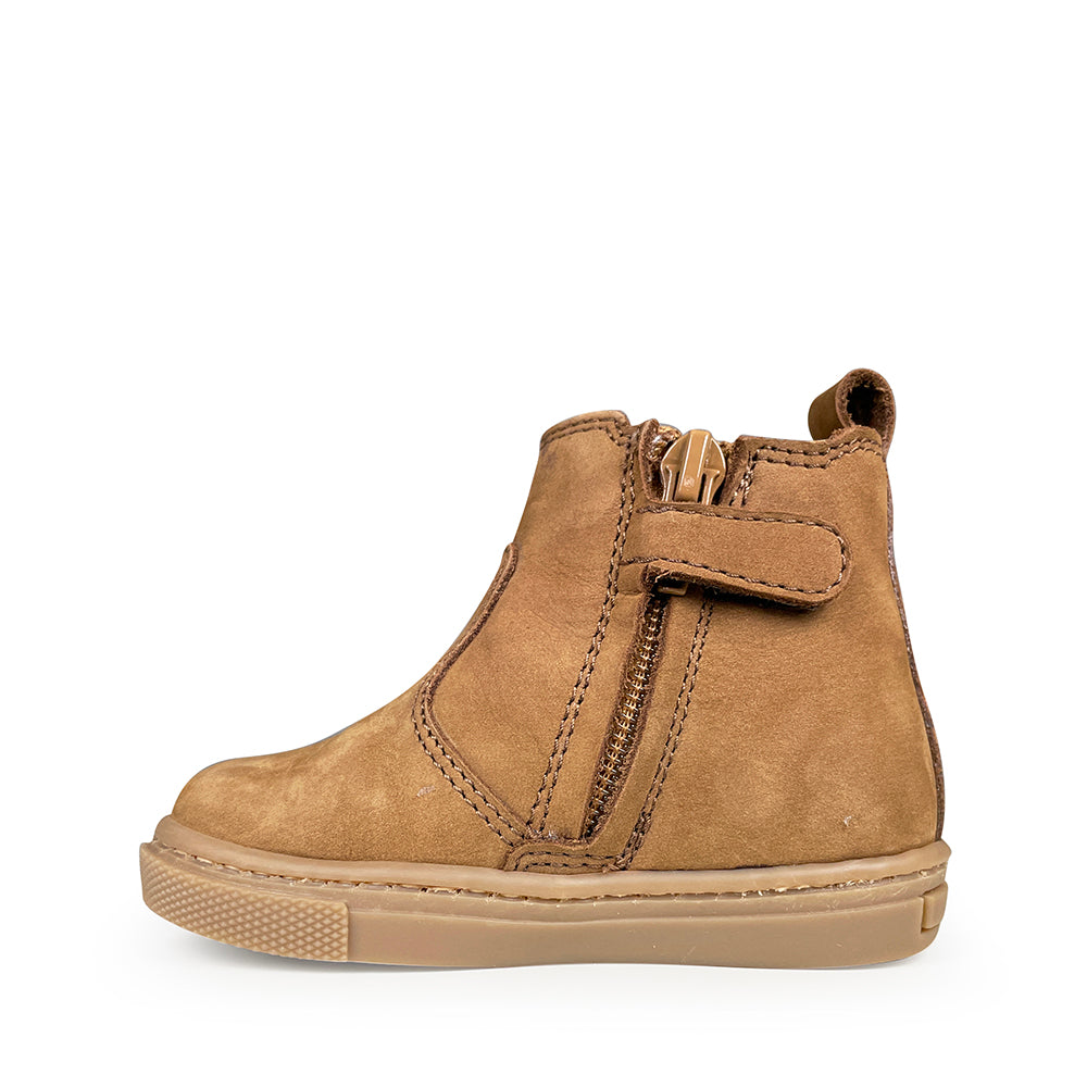 Binnenkant met rits en klittenbandsluiting van cognackleurige Babybotte bottine voor kinderen