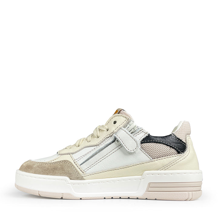 Zijaanzicht van wit met zwart Ocra sneaker met ritssluiting