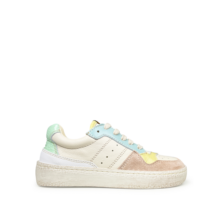 Sneaker pasteltinten