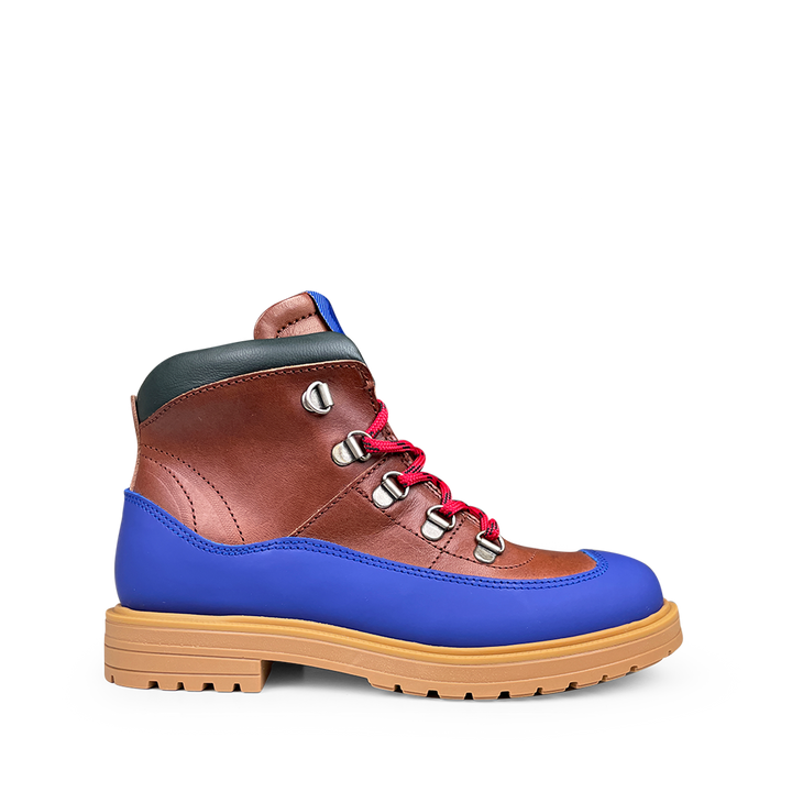 Rondinella bergschoen in bruin leder met blauwe details en rode veters – kinderschoen