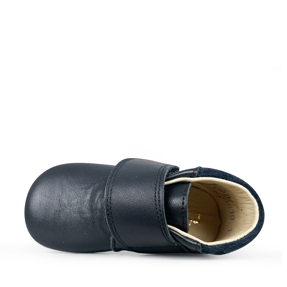 Leather velcro slipper black