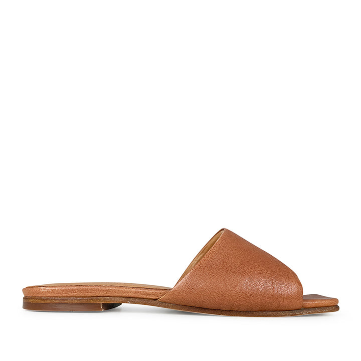 Sandal cognac