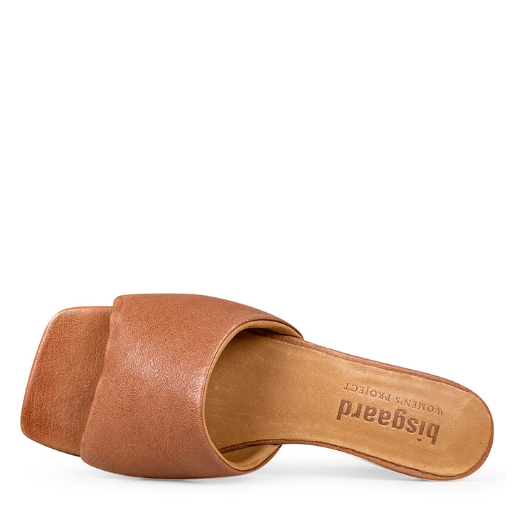 Sandal cognac