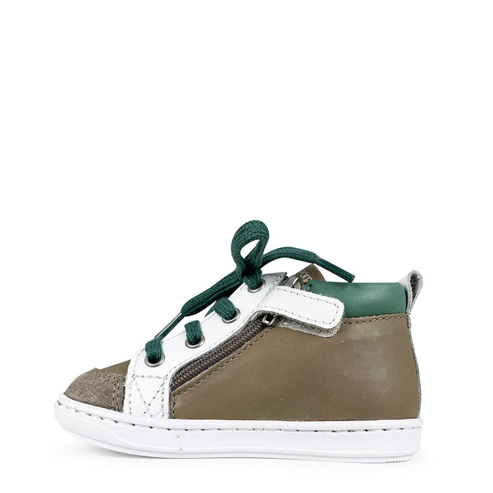 Brown sneaker with olive green