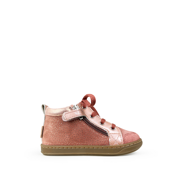 Roze sneaker met goud