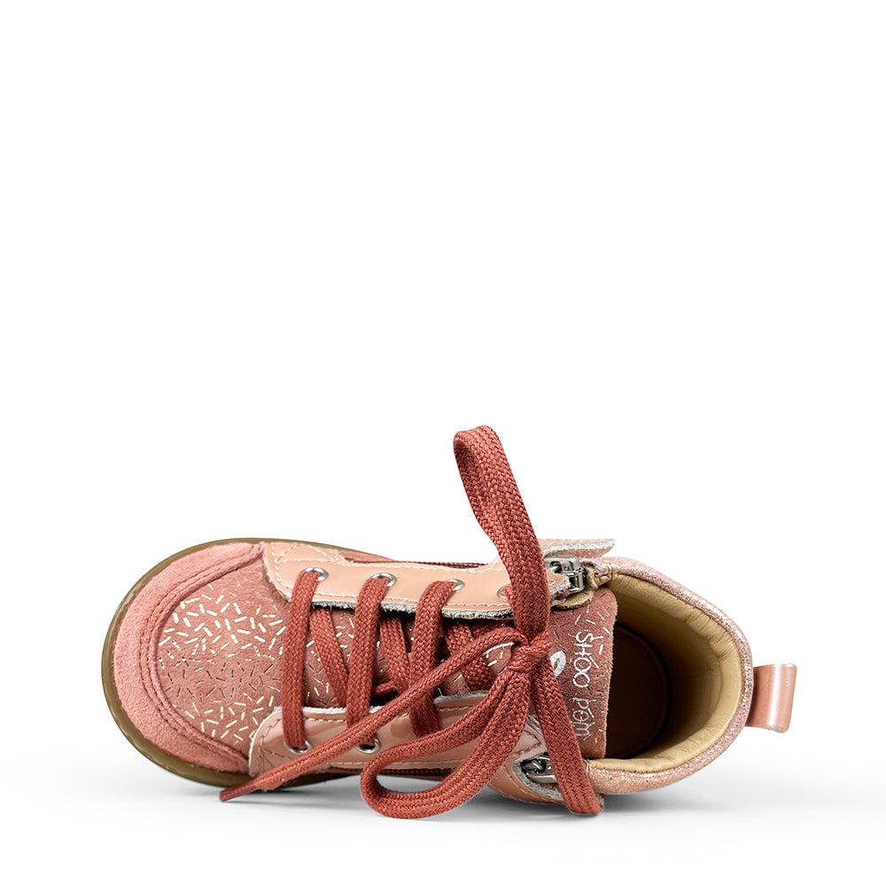 Roze sneaker met goud