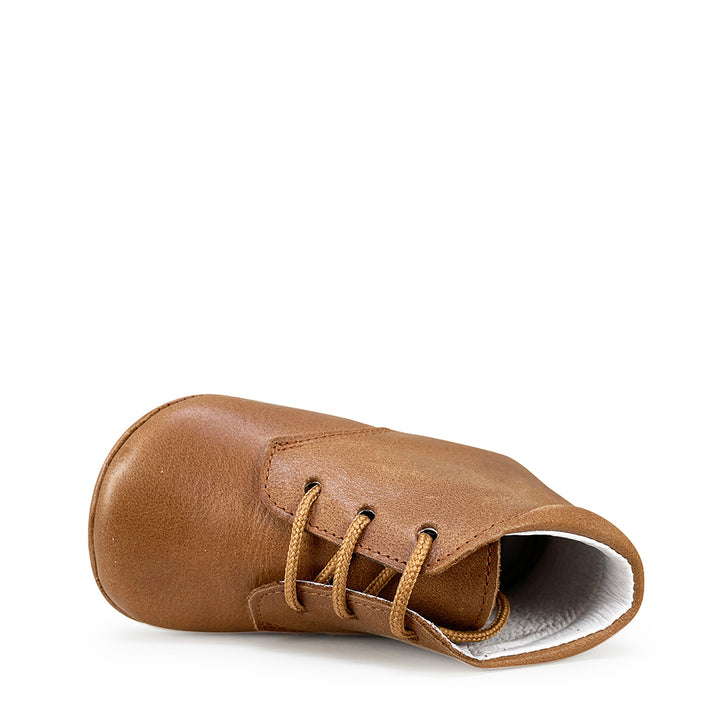 Brown pre-walking shoe