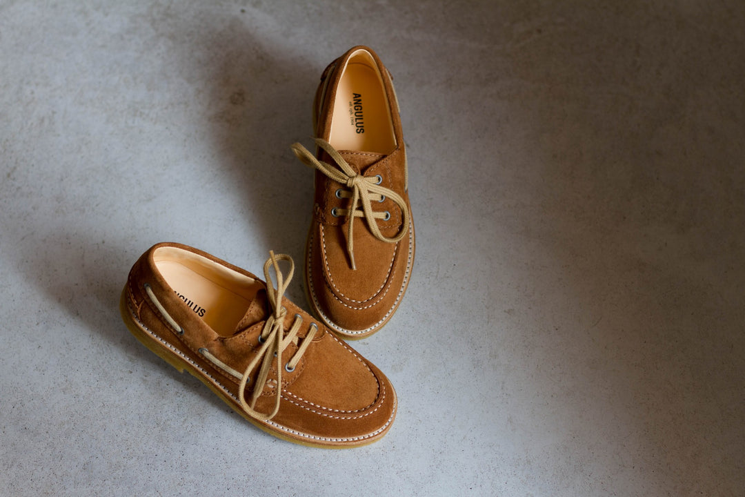 Boat shoe cognac