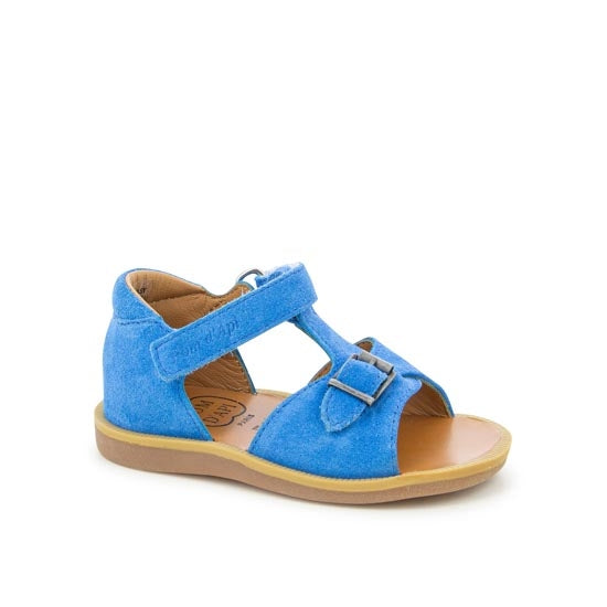 Light blue sandal with closed heel