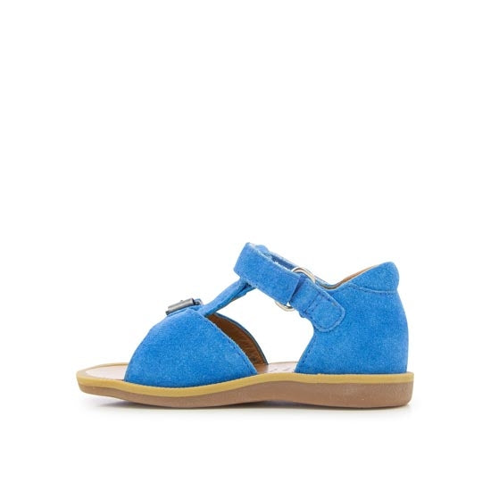 Light blue sandal with closed heel