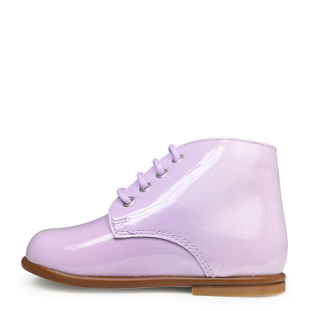 Lace-up shoe purple