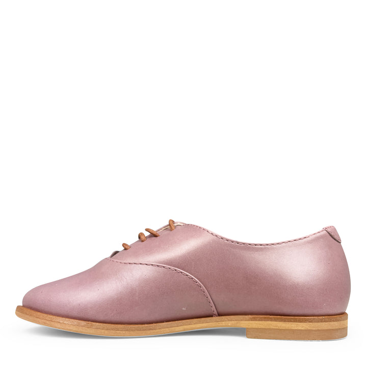 Lace-up shoe old pink