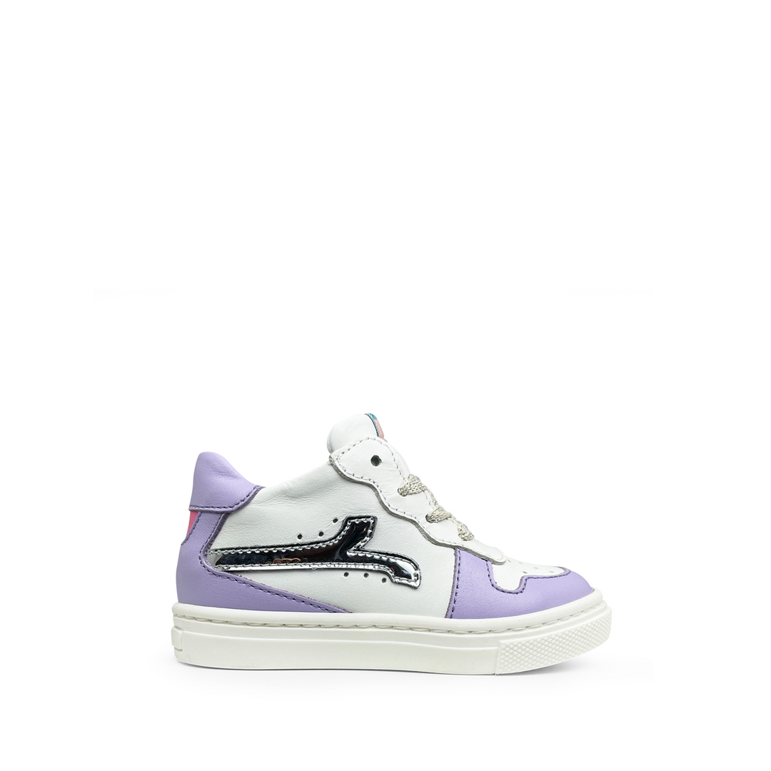 White sneaker with lilac