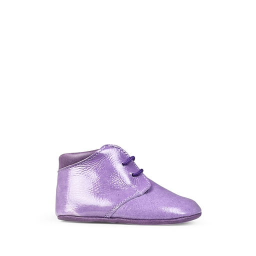 Prestapper in purple patent leather