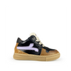 zwarte sneaker met brons-metallic details