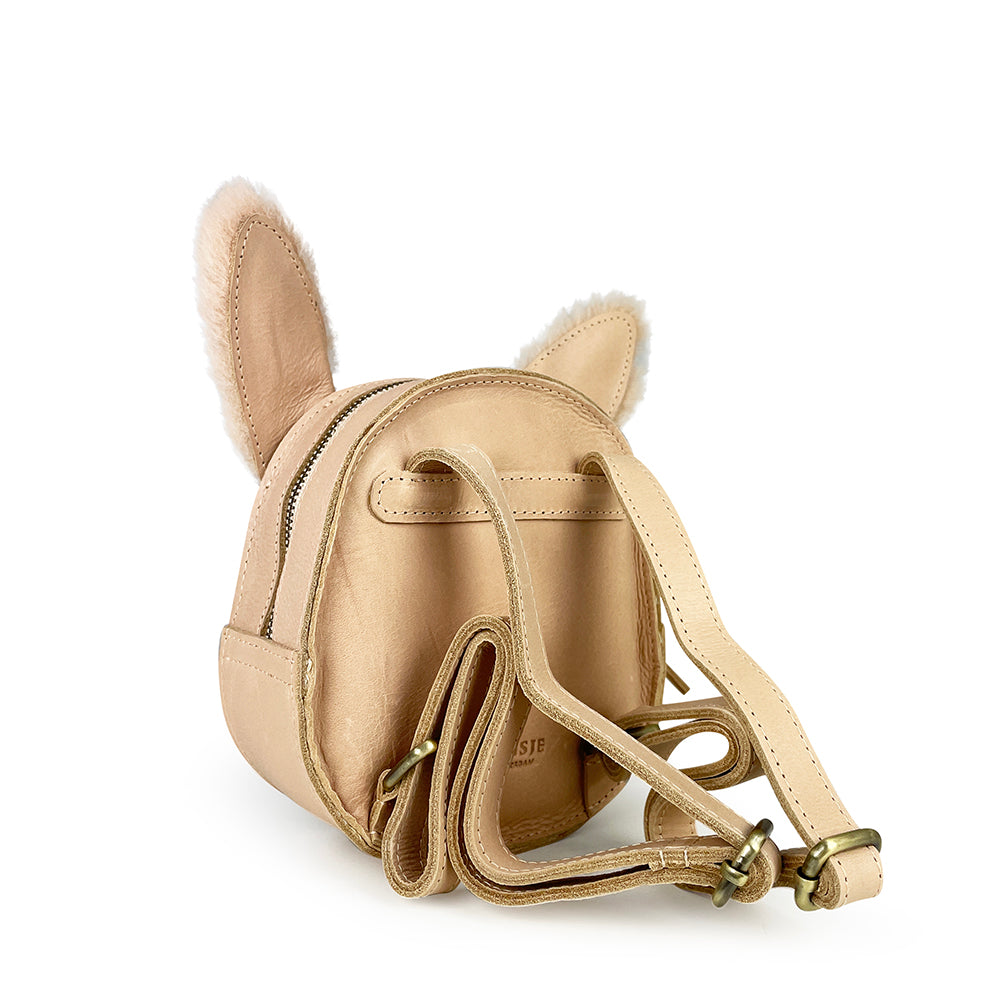 Backpack rabbit