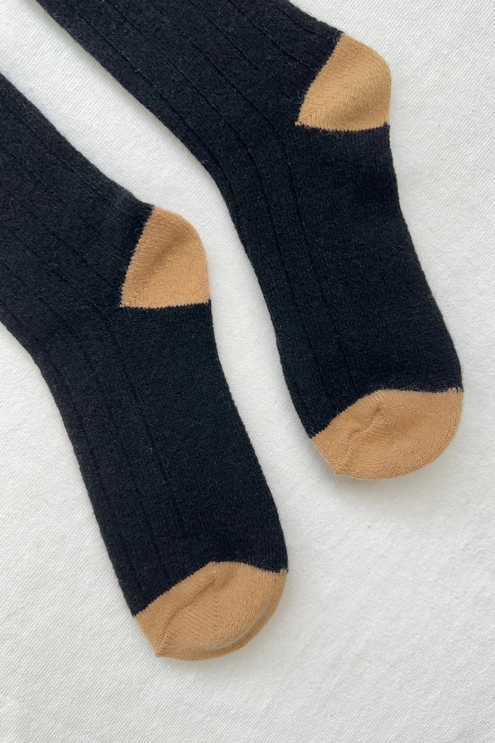 Le Bon Shoppe - cashmere classic socks black/camel