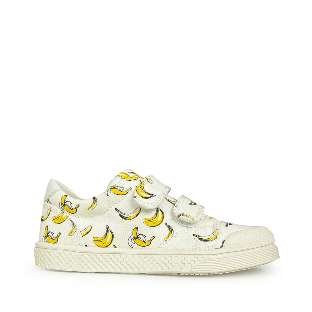 Sneaker with banana print